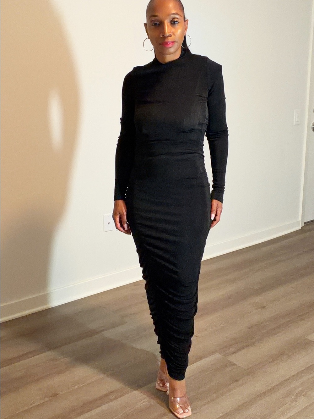 Black Long-Sleeve Ruched Maxi Dress - Picture 3 of 4